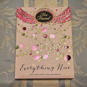 Too Faced - Everything Nice Palette